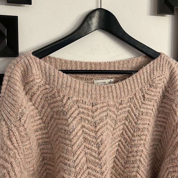 Pink Gentle fawn sweater - Picture 4 of 5